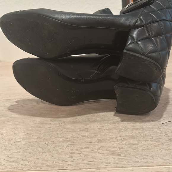 CHANEL Boots - Picture 6 of 7